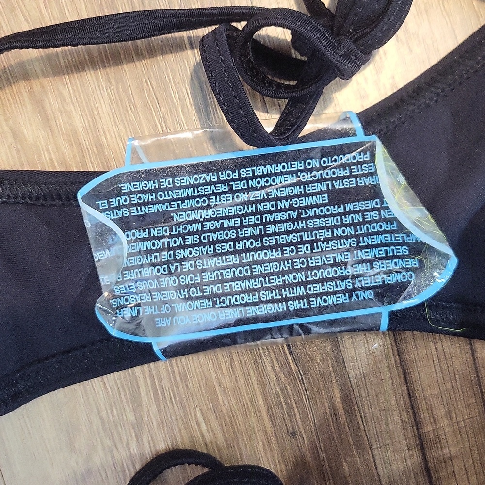 ASOS Black Red Strappy Hook & Eye Triangle Bikini Top & Back Seam String Bottom - Picture 13 of 14